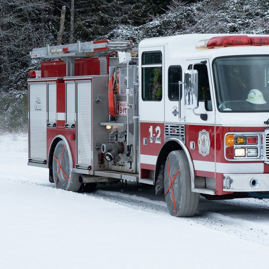 Canadian Sechelt Fire Department tests AutoSock on firefighter truck in snowy conditions