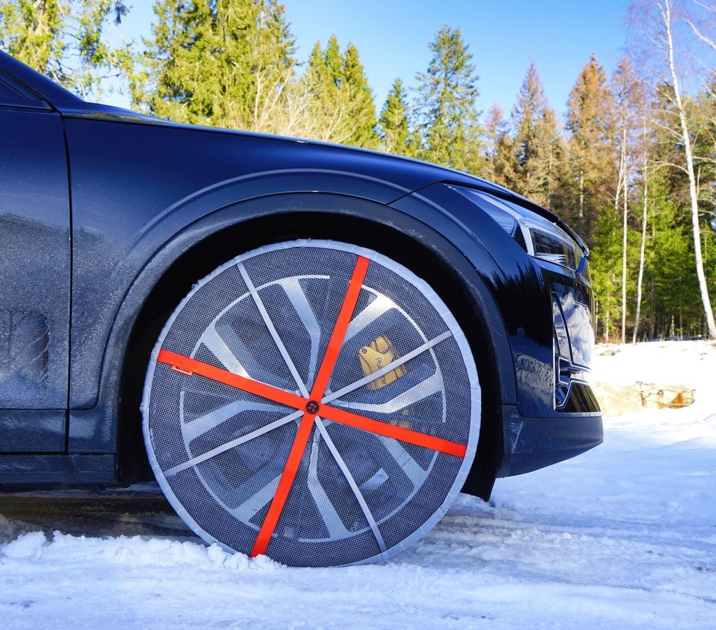 Decree published: AutoSock officially equated to Snow Chains in Italy